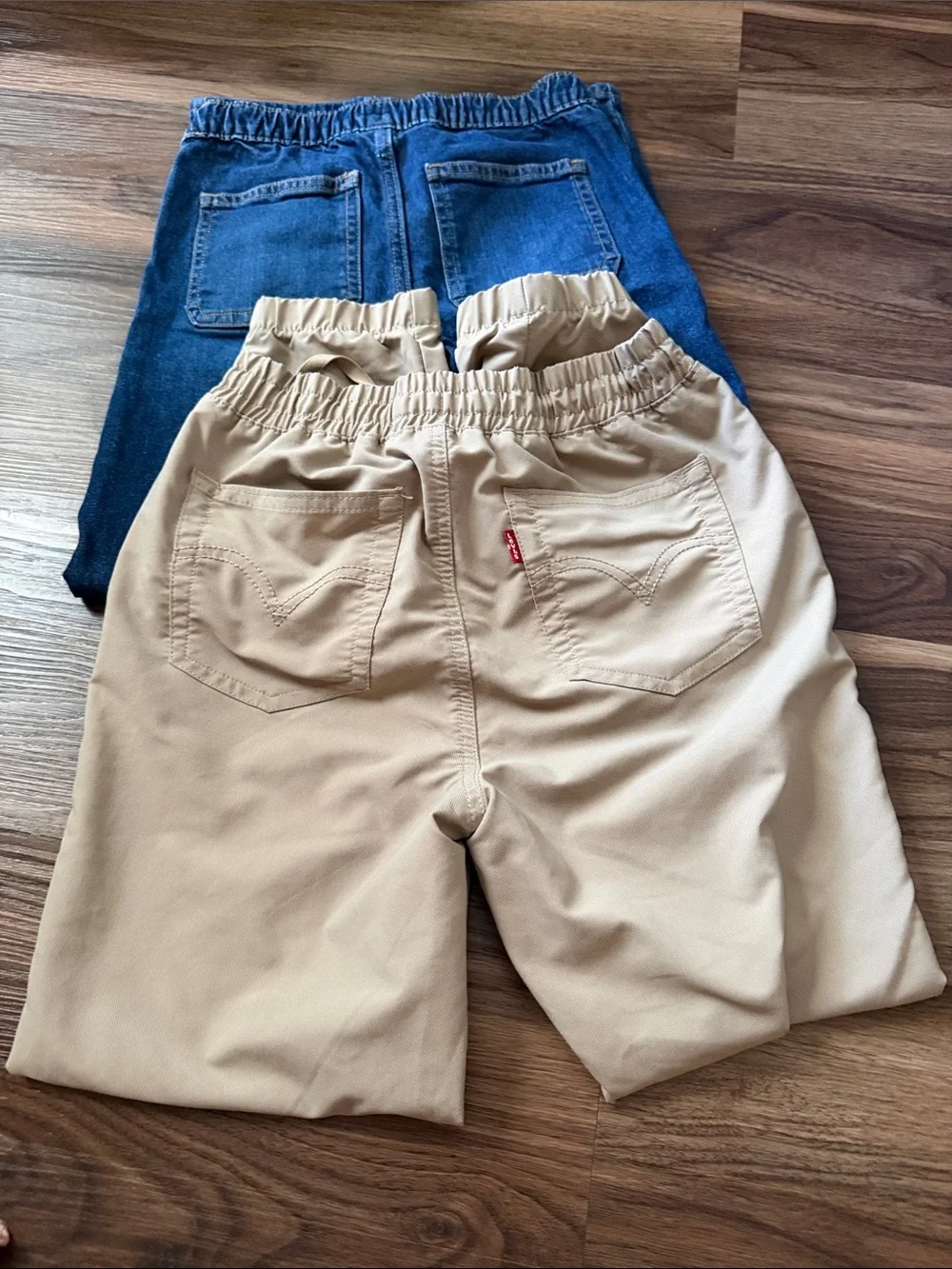 Two Boy’s Elastic-Waist Old Navy Jeans and Levi’s Jogger- Blue and Cream Size M